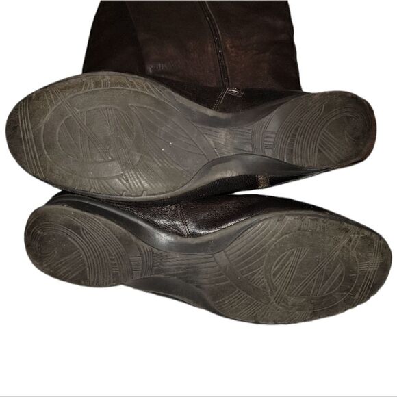 Nine West Womens 8.5M Tellmeallo Brown Leather Riding Tall Boots - Picture 3 of 9